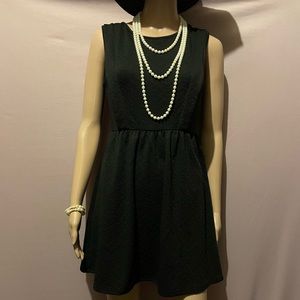 FINN & CLOVER BLACK DRESS